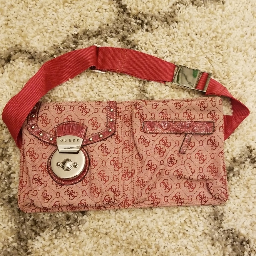 Vintage Guess waist belt purse